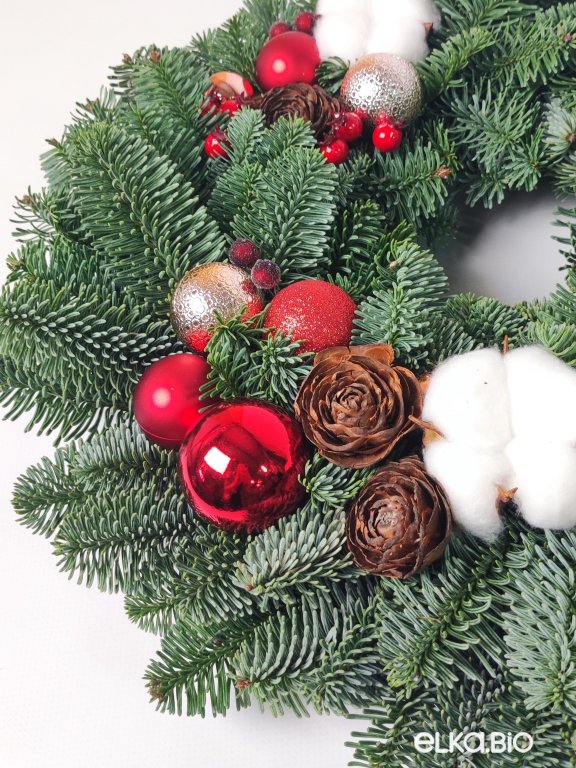 Новогодний венок из Нобилиса Рождественское вдохновение Ю51-В712 Новогодний венок из Нобилиса Рождественское вдохновение Ю51-В712